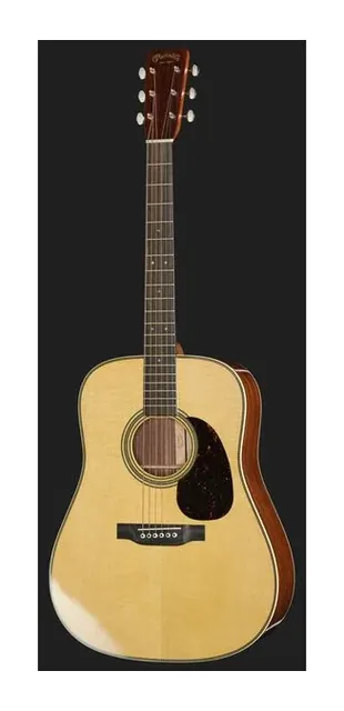 Martin Guitar D-28 Billy Strings, buca e rosetta, scatto 2