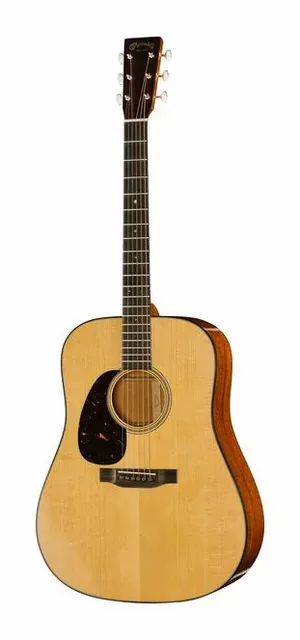 Martin Guitar Super D-18 LH da vicino, di fronte