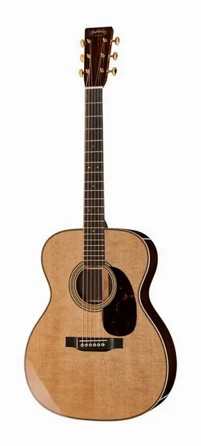 Martin Guitar 000-28 Modern Deluxe vista di fronte