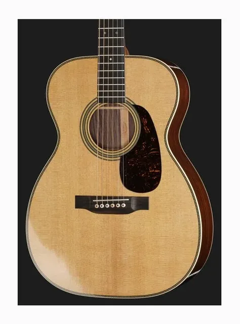 Martin Guitar 0028, cassa vista di fronte, scatto 4