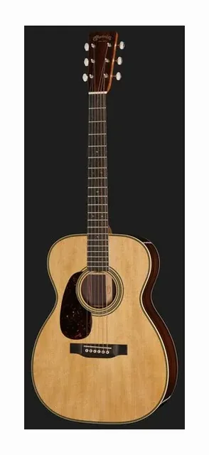Martin Guitar 0028 LH, cassa vista di fronte, scatto 2