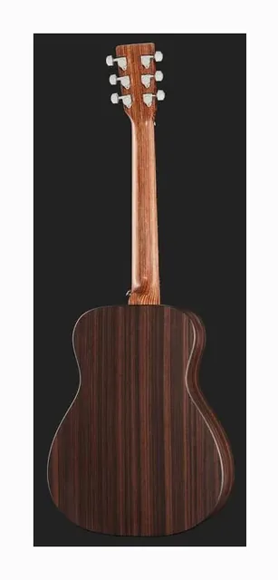 Martin Guitar LX1RE, cassa vista di fronte, scatto 3