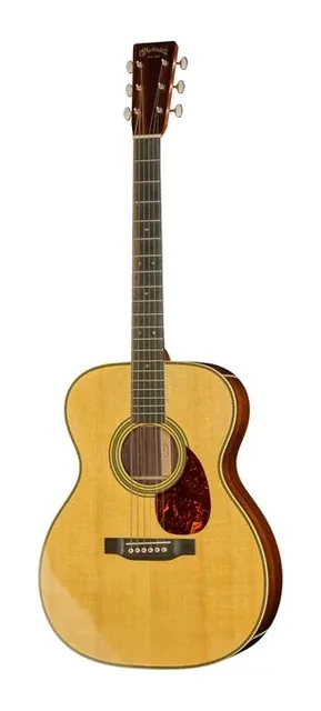 Martin Guitar OM28 vista di fronte