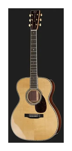 Martin Guitar OM42, cassa vista di fronte, scatto 2