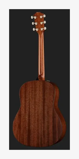 Taylor 317e V-Class, cassa vista di fronte, scatto 3