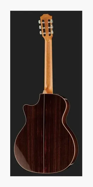 Taylor 814ce-N, paletta a finestre e meccaniche, scatto 3