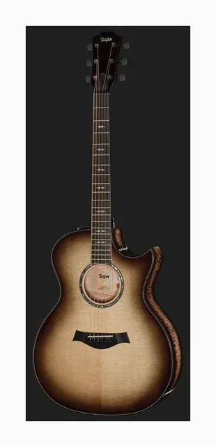 Taylor Custom #26: C14ce B5026, buca e rosetta, scatto 2