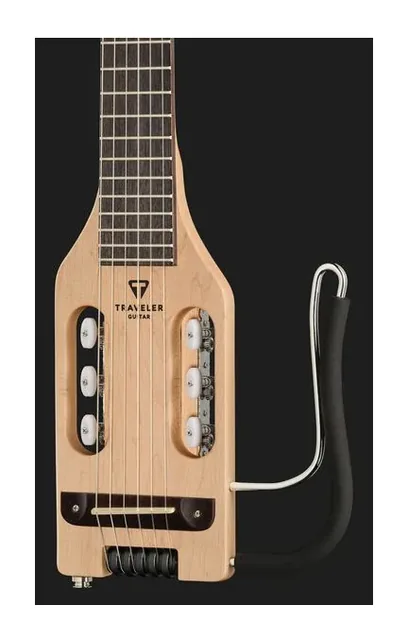 Traveler Guitar Ultra Light Nylon Natural, cassa vista di fronte, scatto 4