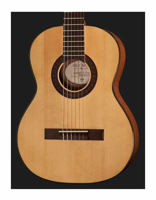 Gewa Pro Arte GC75A, cassa vista di fronte, scatto 4