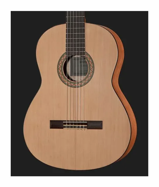 Yamaha C40M, fondo e fasce, scatto 4