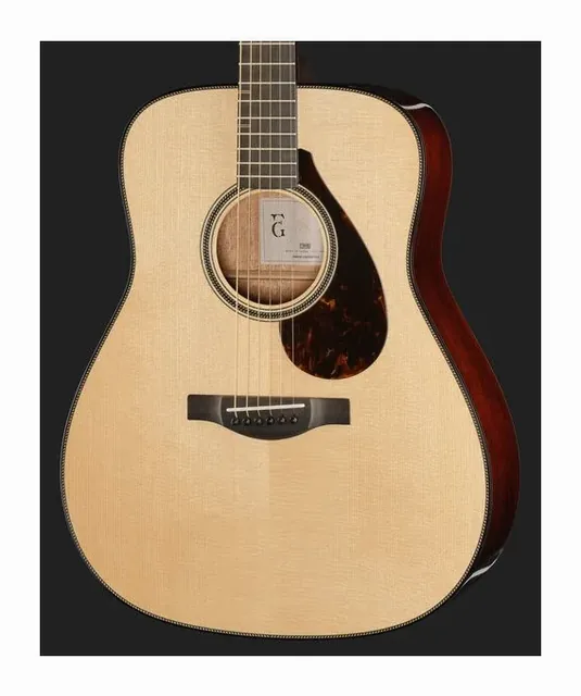 Yamaha FG9 MX, cassa vista di fronte, scatto 4