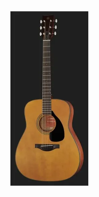 Yamaha FGX3 NT, cassa vista di fronte, scatto 2