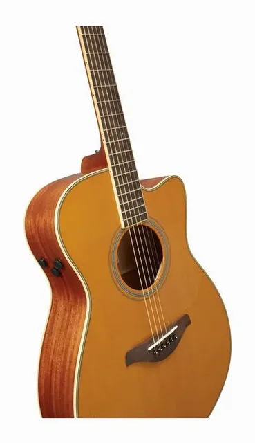 Yamaha FSC-TA Vintage Tint, cassa vista di fronte, scatto 4